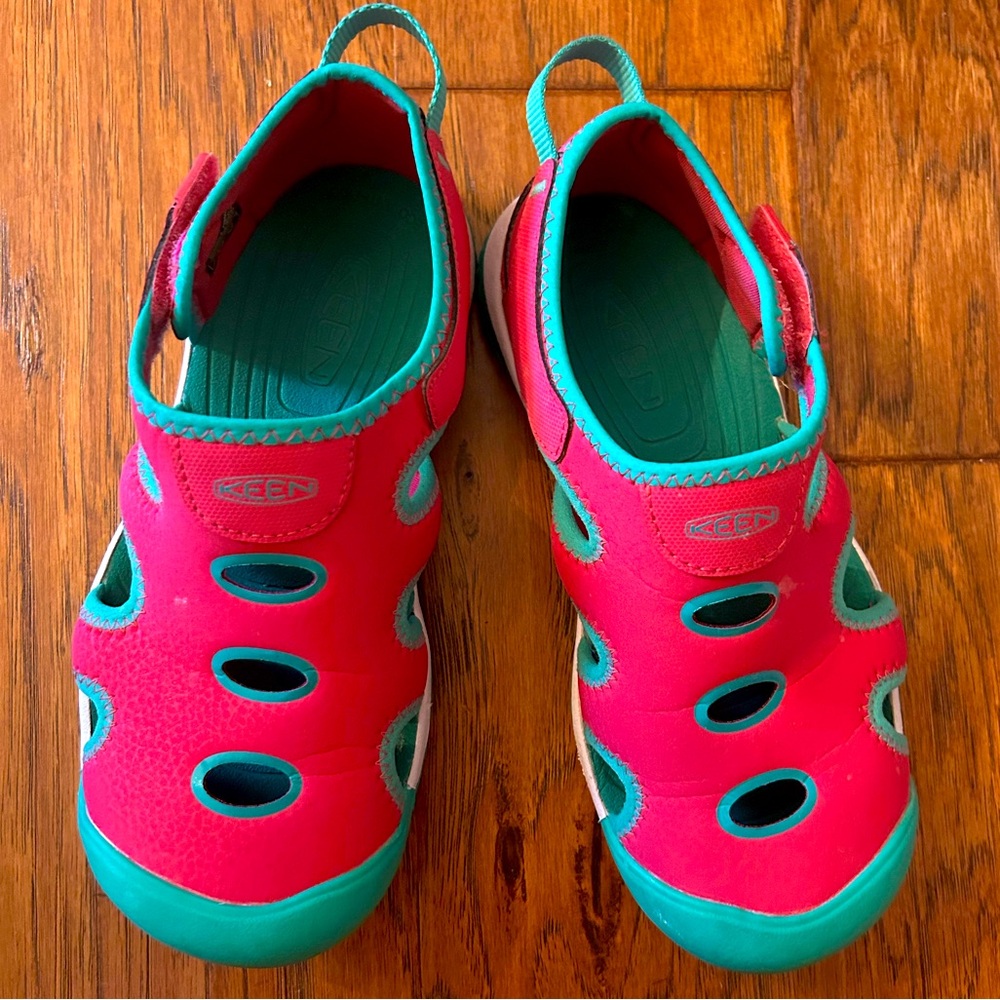 Keen Kids Water Shoes in Pink and Teal